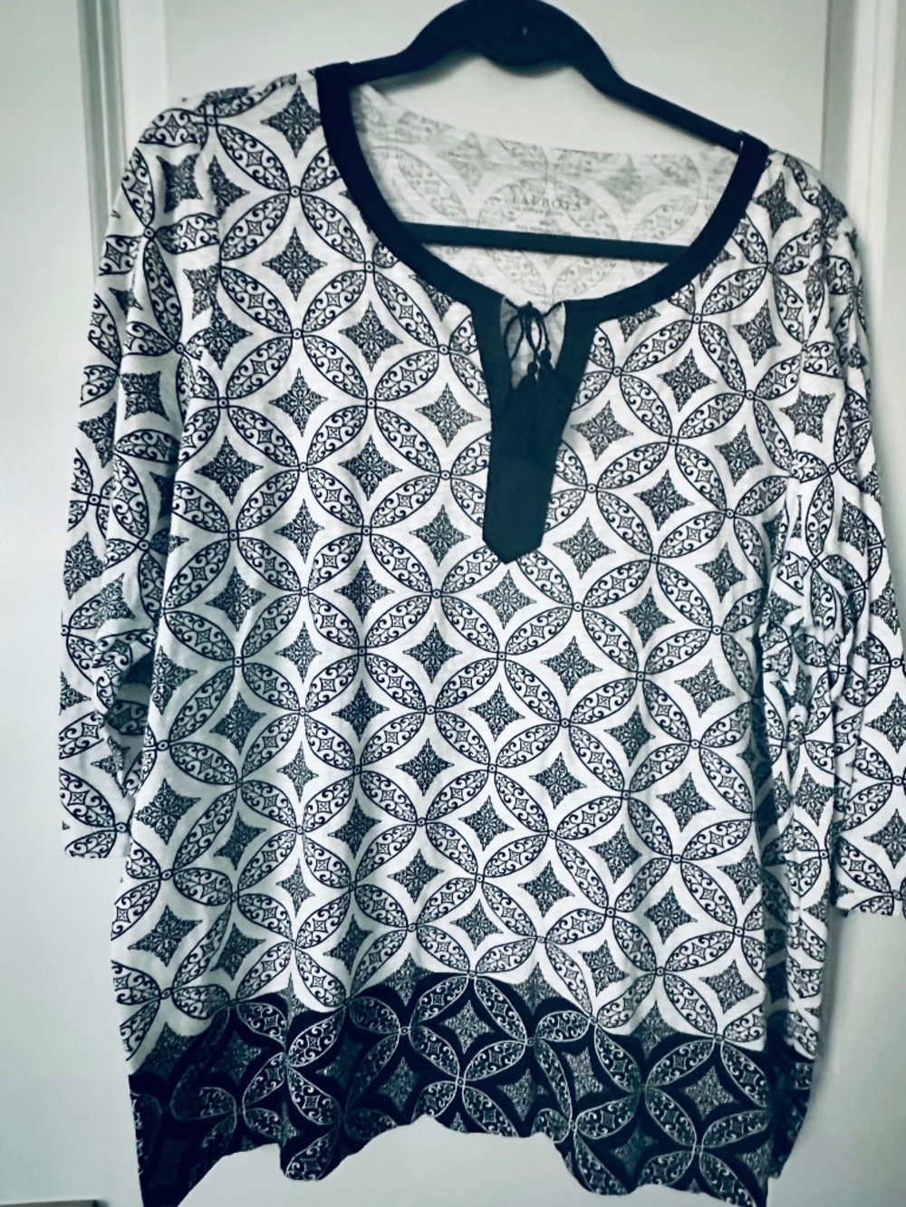 Talbots Women’s 1X Petite Tunic Black and White Tassel Boho Top